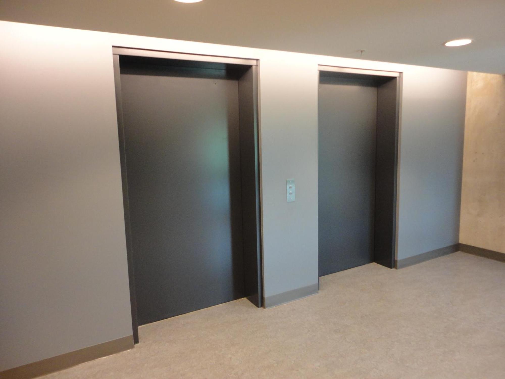 אוריליה Lakehead University Residence And Conference Centre מראה חיצוני תמונה